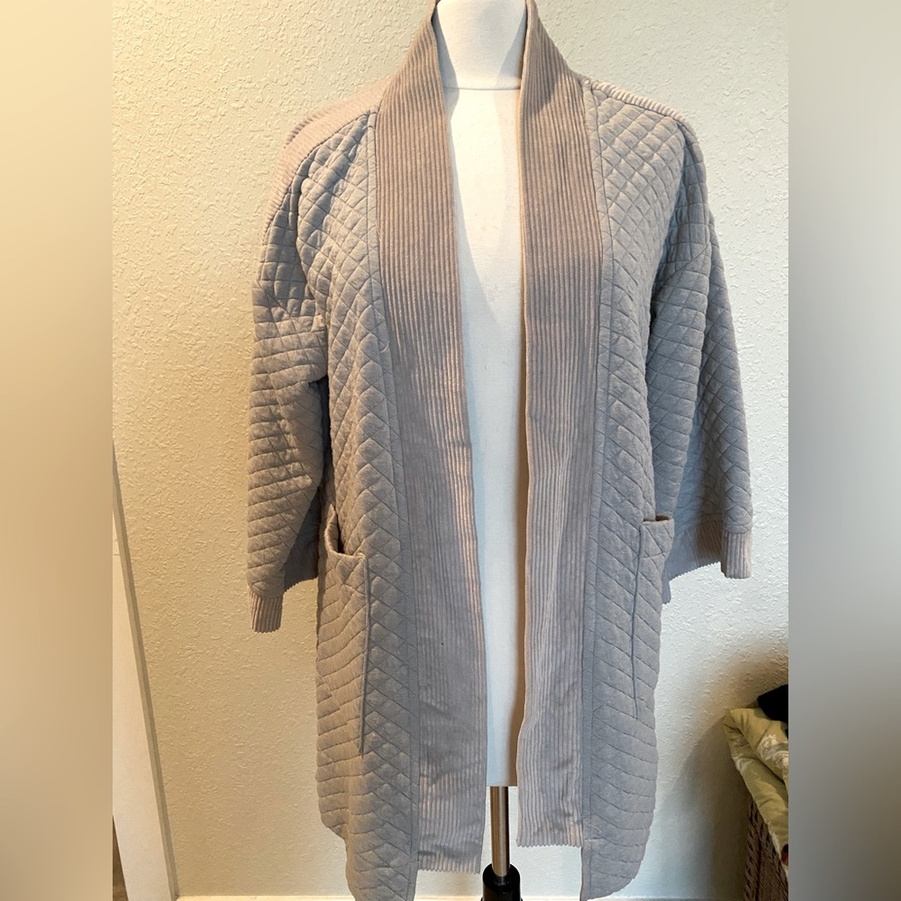 Anthropologie Amanda quilted cardigan Grey $30